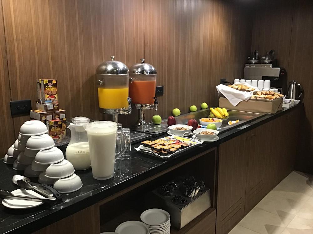 Quality Inn Chihuahua San Francisco מראה חיצוני תמונה